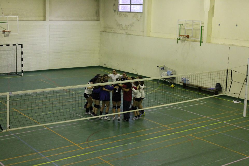 995856_571142446314898_1629335549_n